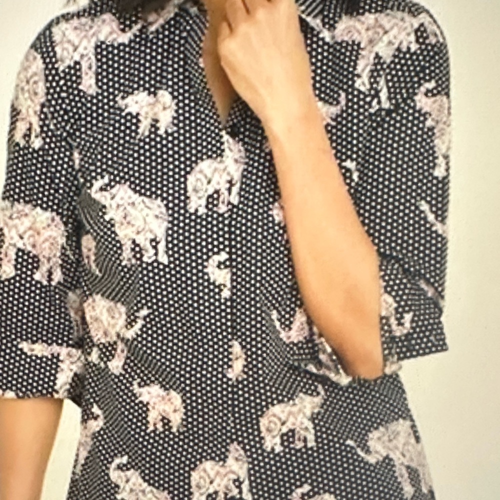 CHICOS NO IRON COTTON ELEPHANT PRINT SHIRT SIZE 2 $25